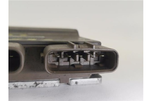 Recambio de centralita para toyota corolla (e12) 2.0 d-4d referencia OEM IAM 8987120030 1310001041 