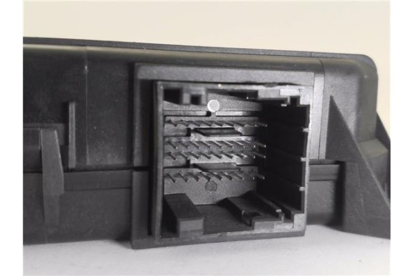 Recambio de centralita cierre para fiat stilo (192) 1.9 jtd (192_xe1a) referencia OEM IAM 51711366 312484 