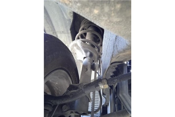 Recambio de amortiguador delantero izquierdo para hyundai tucson (jm) 2.0 crdi referencia OEM IAM 546512E500  