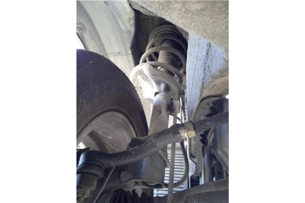 Recambio de amortiguador delantero izquierdo para hyundai tucson (jm) 2.0 crdi referencia OEM IAM 546512E500  