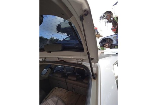 Recambio de amortiguador porton para hyundai tucson (jm) 2.0 crdi referencia OEM IAM 817712  