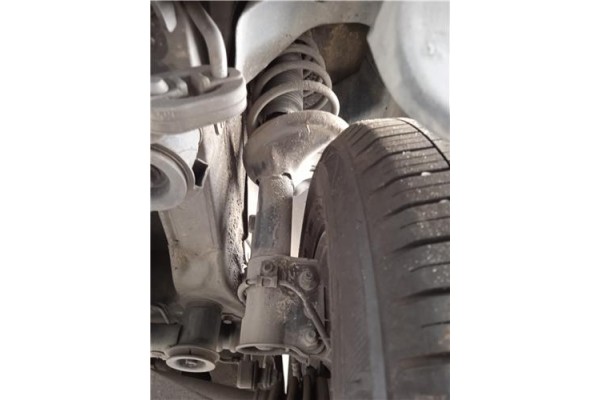 Recambio de amortiguador trasero derecho para hyundai tucson (jm) 2.0 crdi referencia OEM IAM 553612E501  