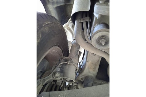 Recambio de amortiguador trasero izquierdo para hyundai tucson (jm) 2.0 crdi referencia OEM IAM 553512E501  