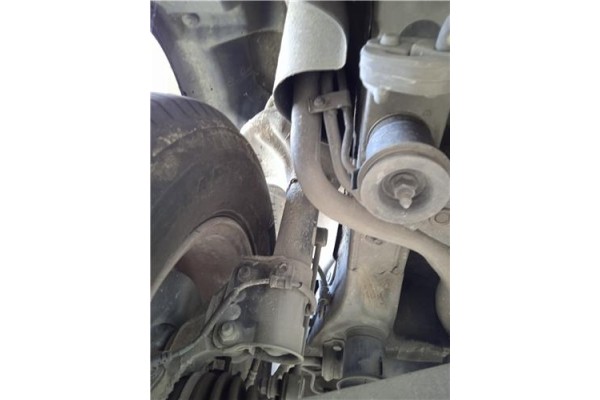 Recambio de amortiguador trasero izquierdo para hyundai tucson (jm) 2.0 crdi referencia OEM IAM 553512E501  