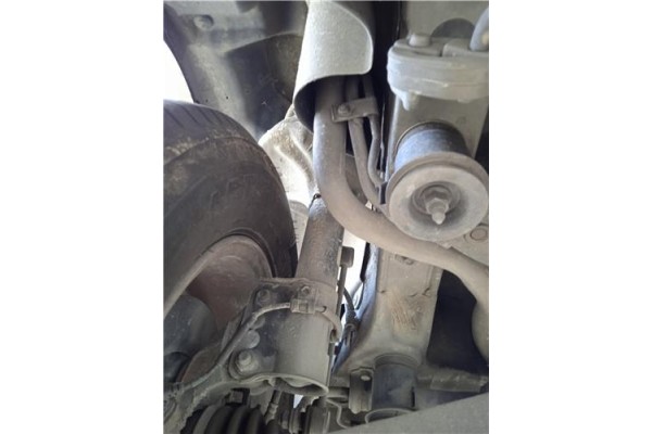 Recambio de amortiguador trasero izquierdo para hyundai tucson (jm) 2.0 crdi referencia OEM IAM 553512E501  