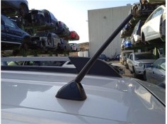 Recambio de antena electrica para hyundai tucson (jm) 2.0 crdi referencia OEM IAM 962632 962502E550 