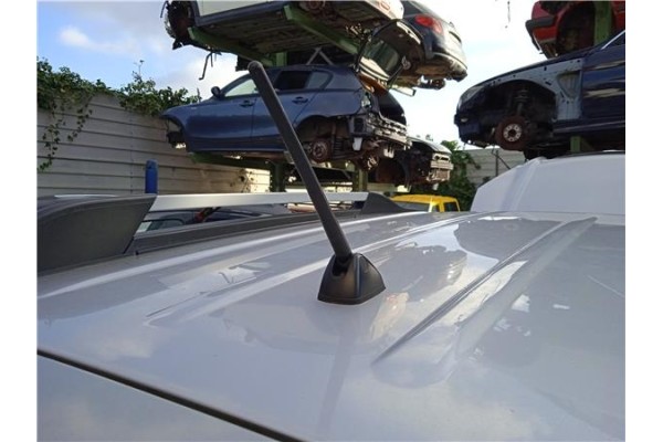 Recambio de antena electrica para hyundai tucson (jm) 2.0 crdi referencia OEM IAM 962632 962502E550 