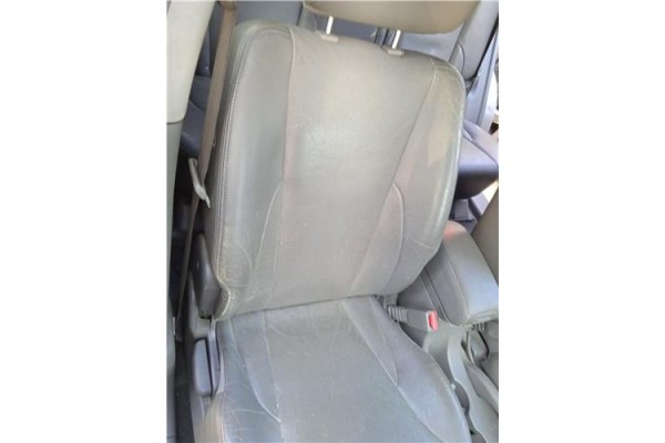 Recambio de asiento delantero derecho para hyundai tucson (jm) 2.0 crdi referencia OEM IAM 884002E580G8C  
