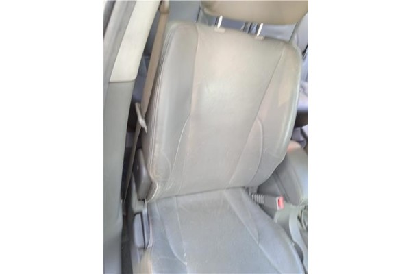 Recambio de asiento delantero derecho para hyundai tucson (jm) 2.0 crdi referencia OEM IAM 884002E580G8C  