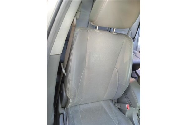 Recambio de asiento delantero derecho para hyundai tucson (jm) 2.0 crdi referencia OEM IAM 884002E580G8C  