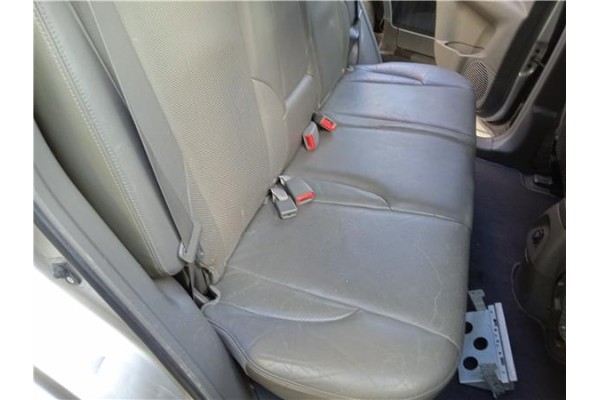 Recambio de asientos traseros para hyundai tucson (jm) 2.0 crdi referencia OEM IAM 894002E111G8C 893002E111G8C 