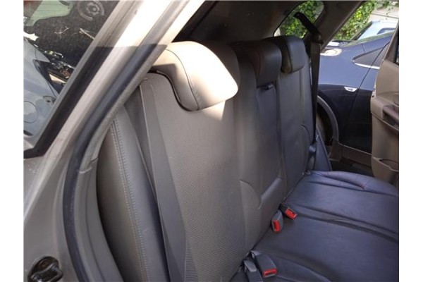 Recambio de asientos traseros para hyundai tucson (jm) 2.0 crdi referencia OEM IAM 894002E111G8C 893002E111G8C 