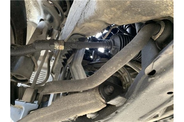 Recambio de barra estabilizadora delantero para hyundai tucson (jm) 2.0 crdi referencia OEM IAM 548102E+105  