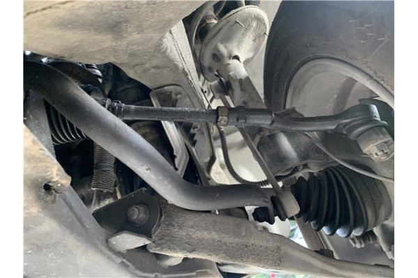 Recambio de barra estabilizadora delantero para hyundai tucson (jm) 2.0 crdi referencia OEM IAM 548102E+105  