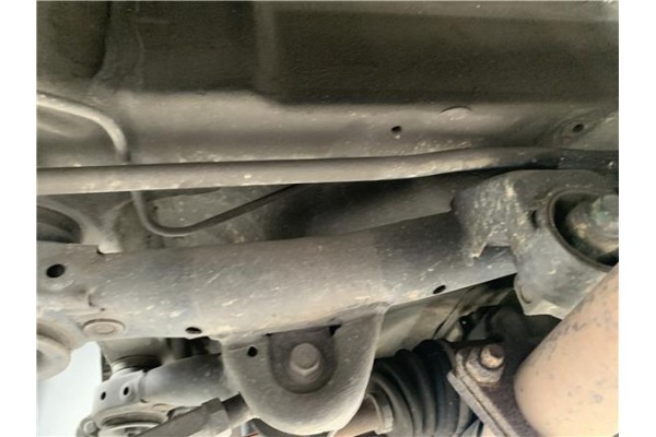 Recambio de barra estabilizadora trasero para hyundai tucson (jm) 2.0 crdi referencia OEM IAM 555102E+105  