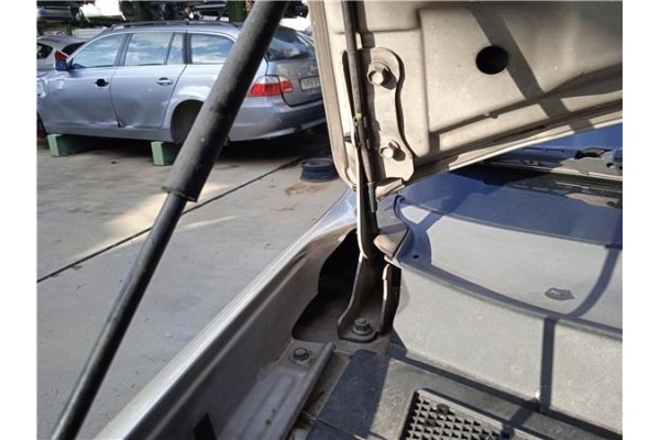 Recambio de bisagra capo derecha para hyundai tucson (jm) 2.0 crdi referencia OEM IAM 791202  