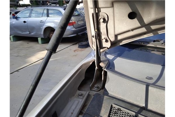 Recambio de bisagra capo derecha para hyundai tucson (jm) 2.0 crdi referencia OEM IAM 791202  