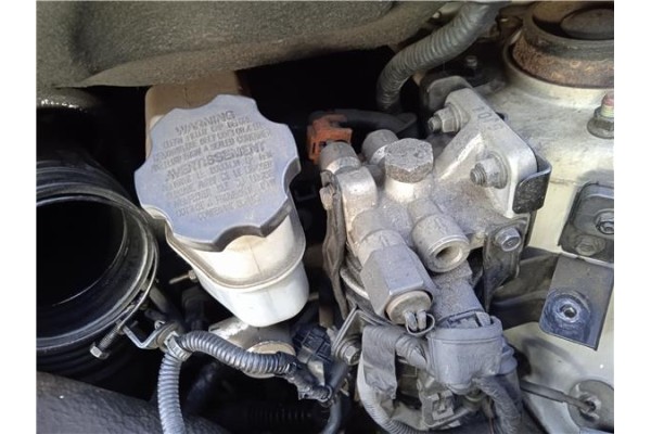 Recambio de bomba freno para hyundai tucson (jm) 2.0 crdi referencia OEM IAM 585102E+105  