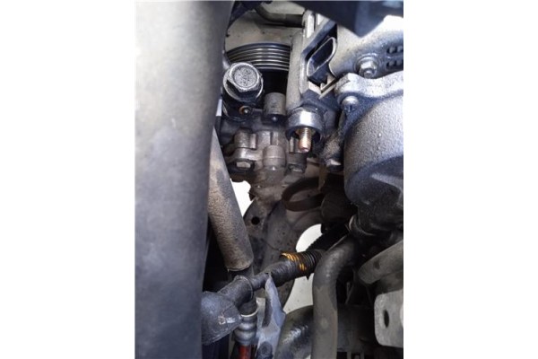 Recambio de bomba servodireccion para hyundai tucson (jm) 2.0 crdi referencia OEM IAM 571002E+205  