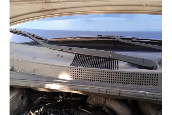 Recambio de brazo limpiaparabrisas delantero derecho para hyundai tucson (jm) 2.0 crdi referencia OEM IAM 9832120  