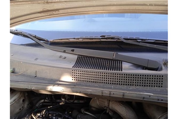 Recambio de brazo limpiaparabrisas delantero derecho para hyundai tucson (jm) 2.0 crdi referencia OEM IAM 9832120  