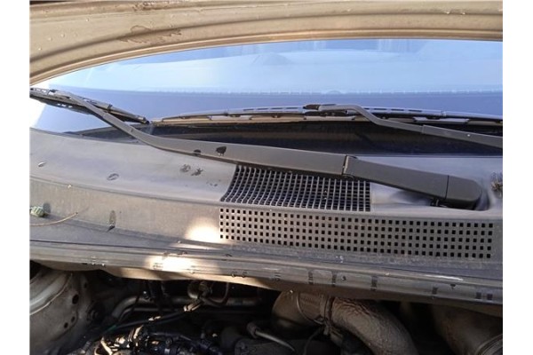 Recambio de brazo limpiaparabrisas delantero derecho para hyundai tucson (jm) 2.0 crdi referencia OEM IAM 9832120  