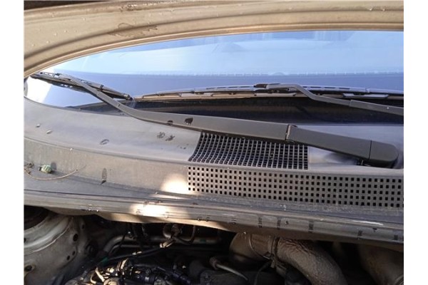 Recambio de brazo limpiaparabrisas delantero derecho para hyundai tucson (jm) 2.0 crdi referencia OEM IAM 9832120  