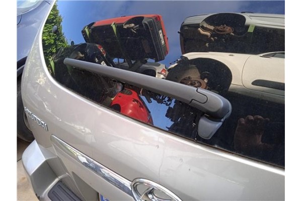 Recambio de brazo limpiaparabrisas trasero para hyundai tucson (jm) 2.0 crdi referencia OEM IAM 988112 988112E500 