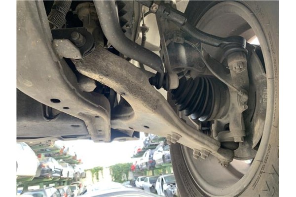 Recambio de brazo suspension delantero derecho para hyundai tucson (jm) 2.0 crdi referencia OEM IAM 545012E+115 5,45E+16 