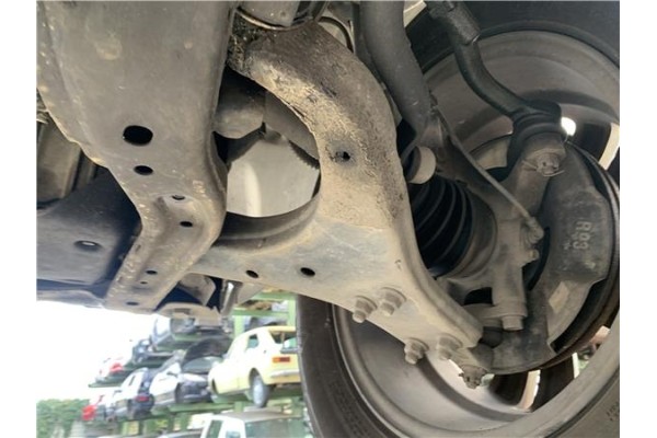 Recambio de brazo suspension delantero derecho para hyundai tucson (jm) 2.0 crdi referencia OEM IAM 545012E+115 5,45E+16 