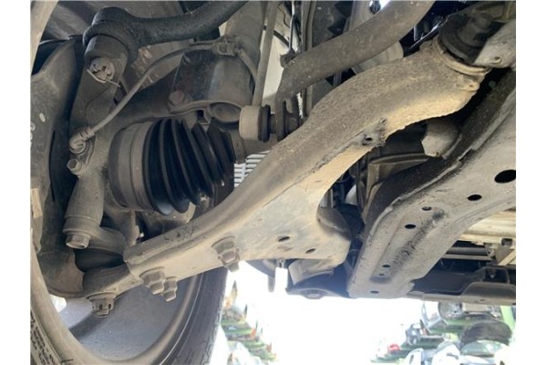 Recambio de brazo suspension delantero izquierdo para hyundai tucson (jm) 2.0 crdi referencia OEM IAM 545002E+115 5,45E+16 