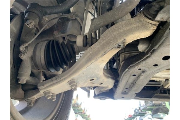 Recambio de brazo suspension delantero izquierdo para hyundai tucson (jm) 2.0 crdi referencia OEM IAM 545002E+115 5,45E+16 