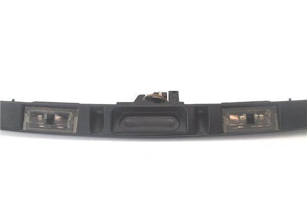 Recambio de moldura porton trasero para bmw serie 3 berlina (e46) 1.9 316i referencia OEM IAM 8208504  