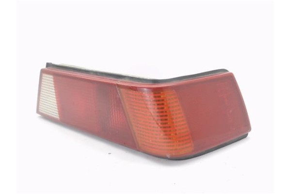 Recambio de piloto trasero derecho para alfa romeo 33 1.3 referencia OEM IAM 16607  