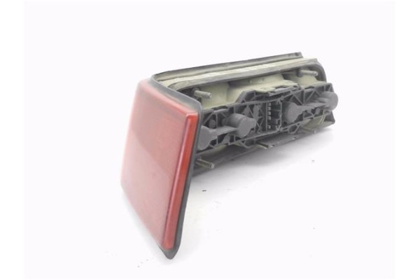 Recambio de piloto trasero derecho para alfa romeo 33 1.3 referencia OEM IAM 16607  