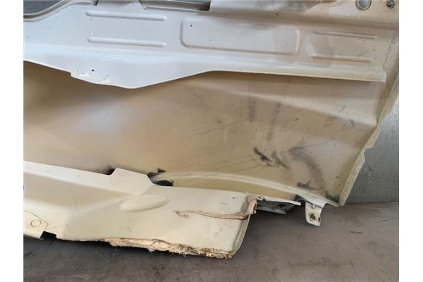 Recambio de aleta delantero derecha para iveco daily chasis 2.3 referencia OEM IAM 5801513999 5802382340 