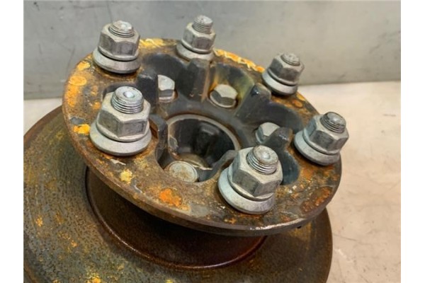 Recambio de mangueta delantero derecha para iveco daily chasis 2.3 referencia OEM IAM 5802418101  