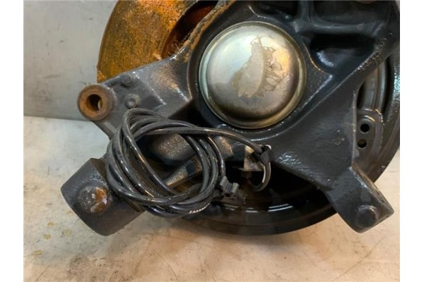 Recambio de mangueta delantero derecha para iveco daily chasis 2.3 referencia OEM IAM 5802418101  