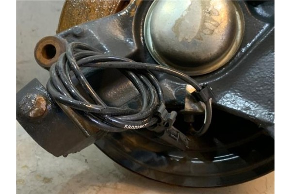 Recambio de mangueta delantero derecha para iveco daily chasis 2.3 referencia OEM IAM 5802418101  