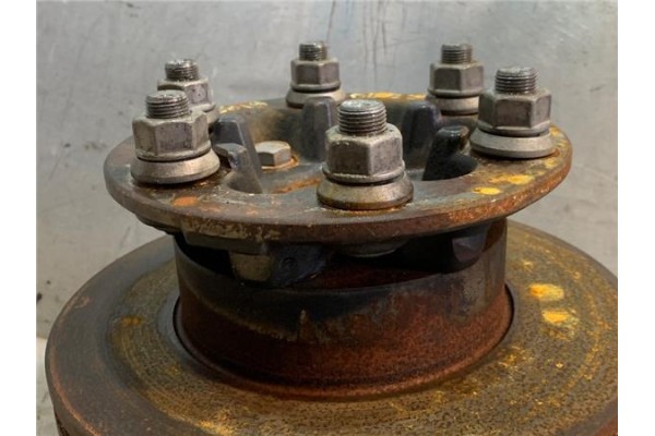 Recambio de mangueta delantero izquierda para iveco daily chasis 2.3 referencia OEM IAM 5802418095  