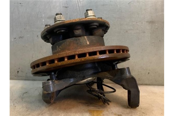 Recambio de mangueta delantero izquierda para iveco daily chasis 2.3 referencia OEM IAM 5802418095  