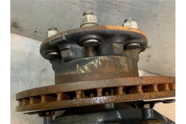 Recambio de mangueta delantero izquierda para iveco daily chasis 2.3 referencia OEM IAM 5802418095  