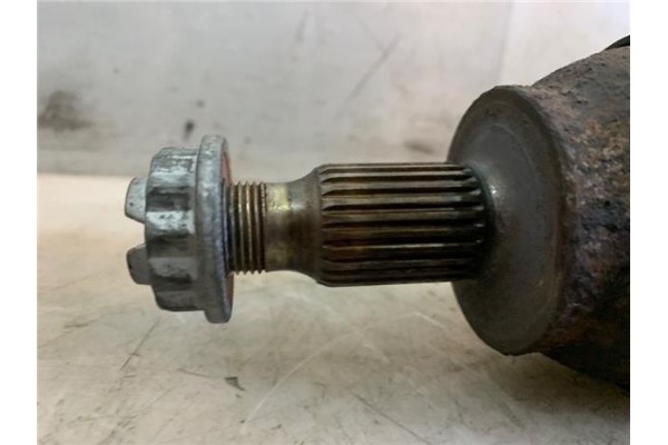 Recambio de palier delantero izquierdo para mercedes-benz clase b (bm 245) 1.7 170 (245.232) referencia OEM IAM A1693603972 A169