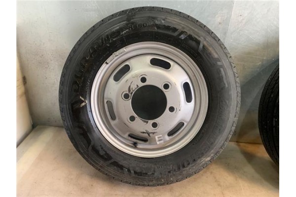 Recambio de juego llantas para iveco daily chasis 2.3 referencia OEM IAM 0S113 504003565 