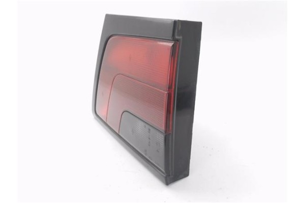 Recambio de piloto porton trasero derecho para peugeot 806 2.1 td 12v referencia OEM IAM 6351A6  