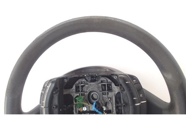 Recambio de volante para citroen c4 berlina 1.4 16v referencia OEM IAM 4109JC  