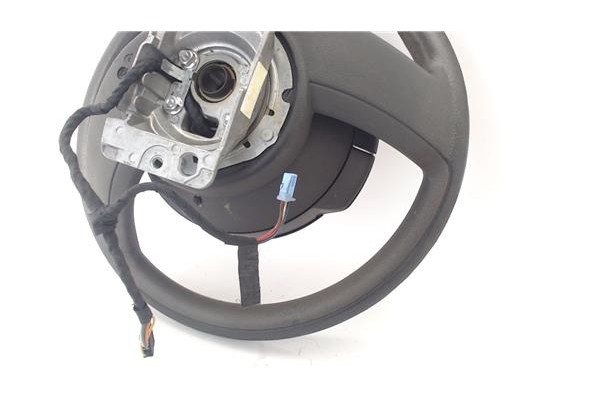 Recambio de volante para citroen c4 berlina 1.4 16v referencia OEM IAM 4109JC  
