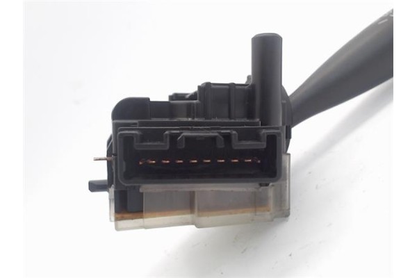 Recambio de mando limpiaparabrisas para toyota yaris (ksp9/scp9/nlp9) 1.4 d-4d referencia OEM IAM 173647  