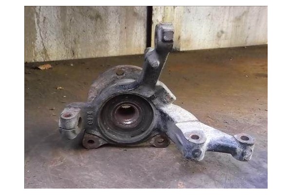 Recambio de mangueta delantero izquierda para fiat ii punto (188) berlina 1.9 jtd referencia OEM IAM   