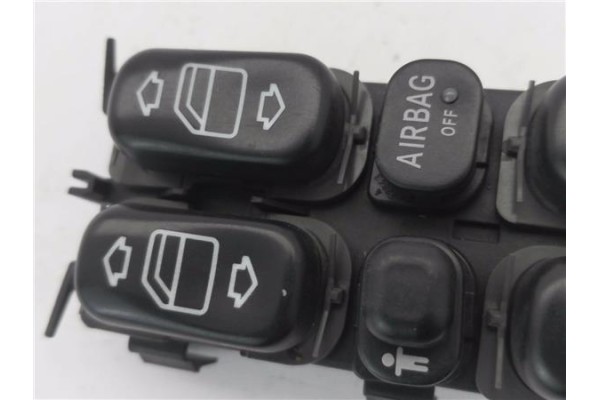 Recambio de mando elevalunas delantero izquierdo para mercedes-benz clase a (bm 168) 1.9 190 (168.032) referencia OEM IAM 168820